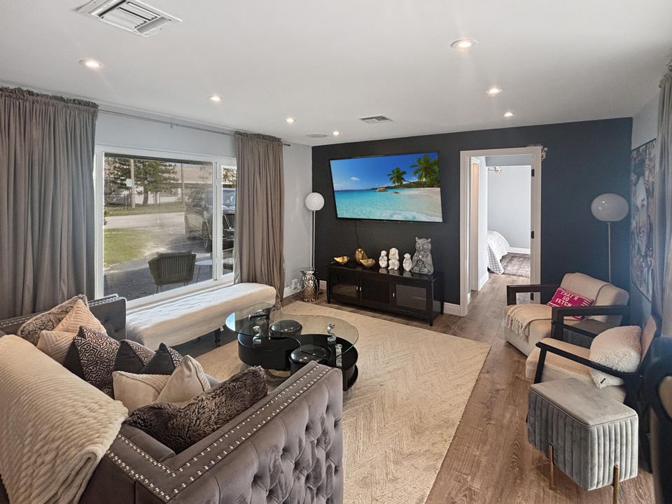 En Renta: $4,500 (3 camas, 2 baños, 1788 Pies cuadrados)