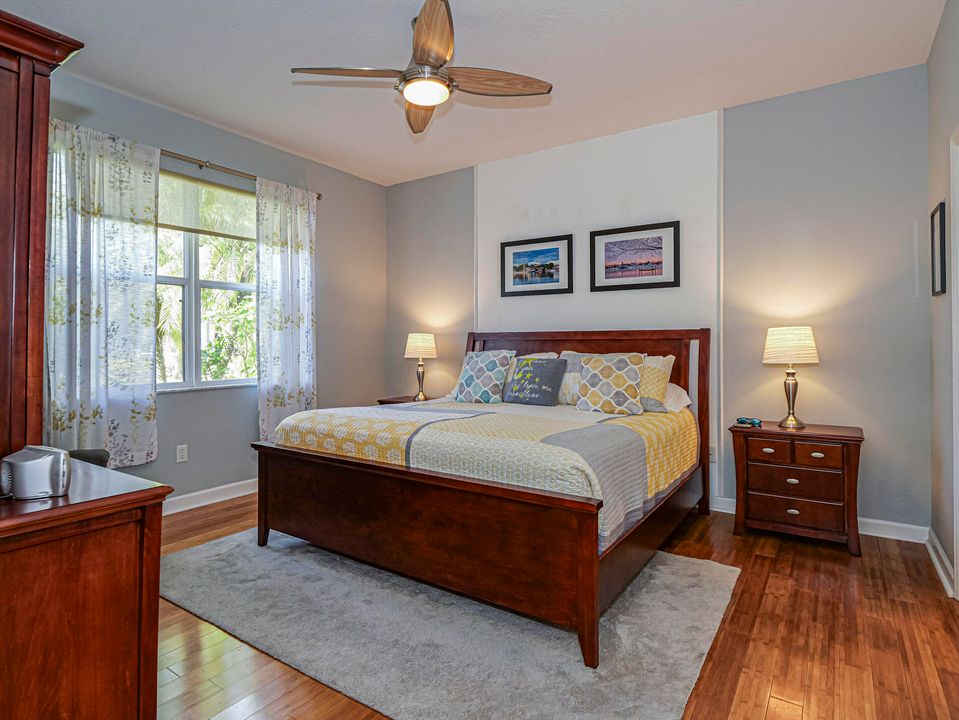 На продажу: $379,900 (3 спален, 2 ванн, 1529 Квадратных фут)