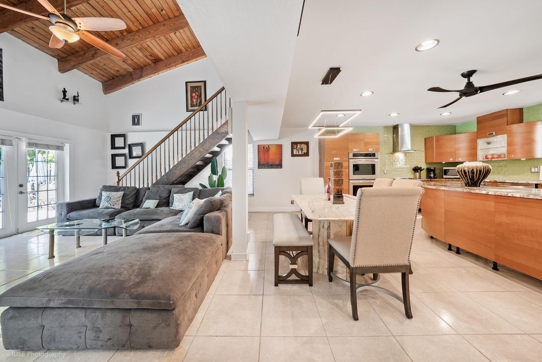 For Sale: $733,000 (2 beds, 2 baths, 1447 Square Feet)