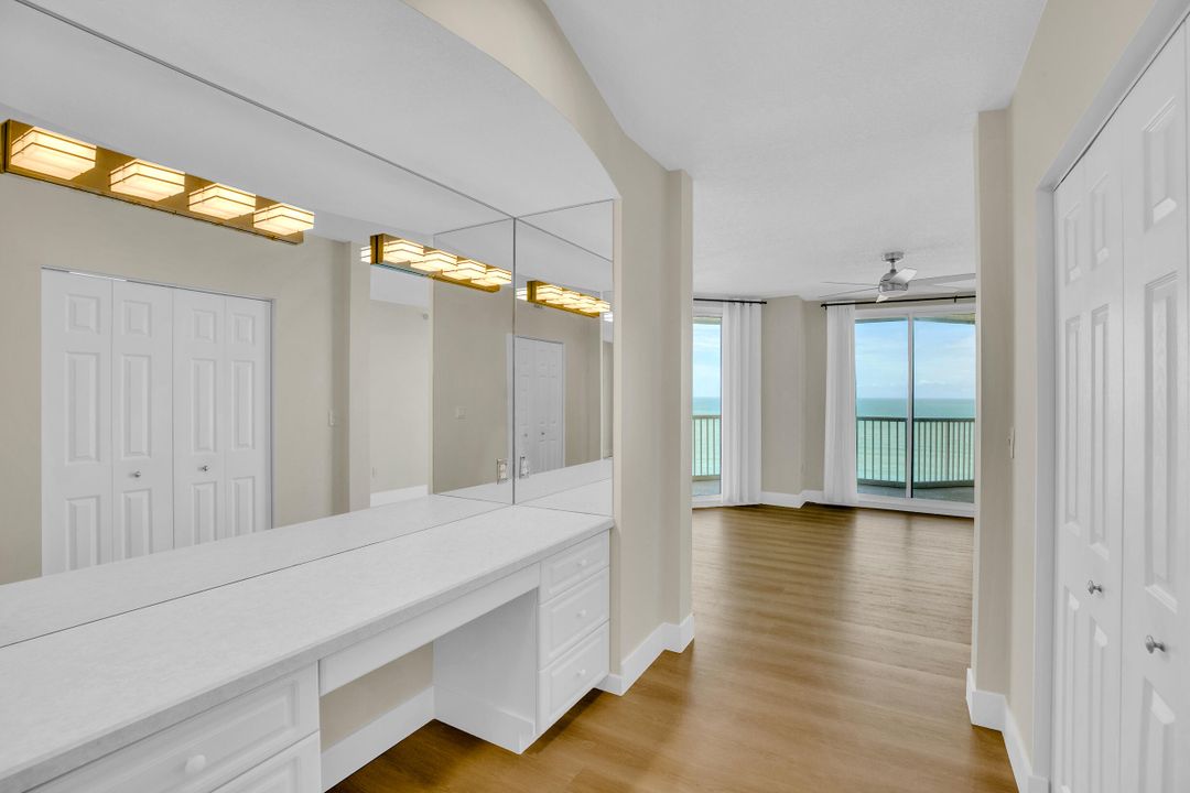 На продажу: $950,000 (3 спален, 3 ванн, 2387 Квадратных фут)