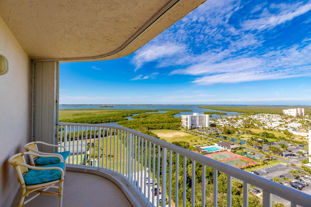 На продажу: $950,000 (3 спален, 3 ванн, 2387 Квадратных фут)