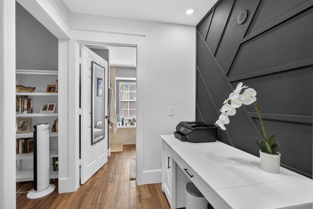 For Sale: $565,000 (3 beds, 2 baths, 1724 Square Feet)