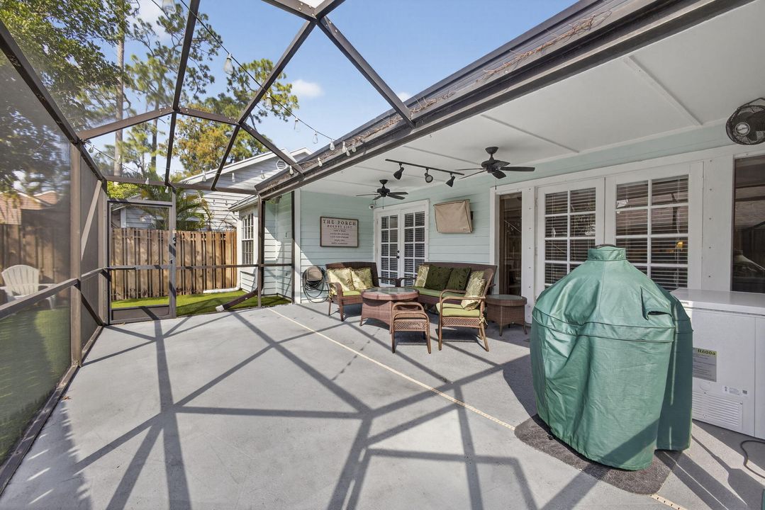 For Sale: $565,000 (3 beds, 2 baths, 1724 Square Feet)