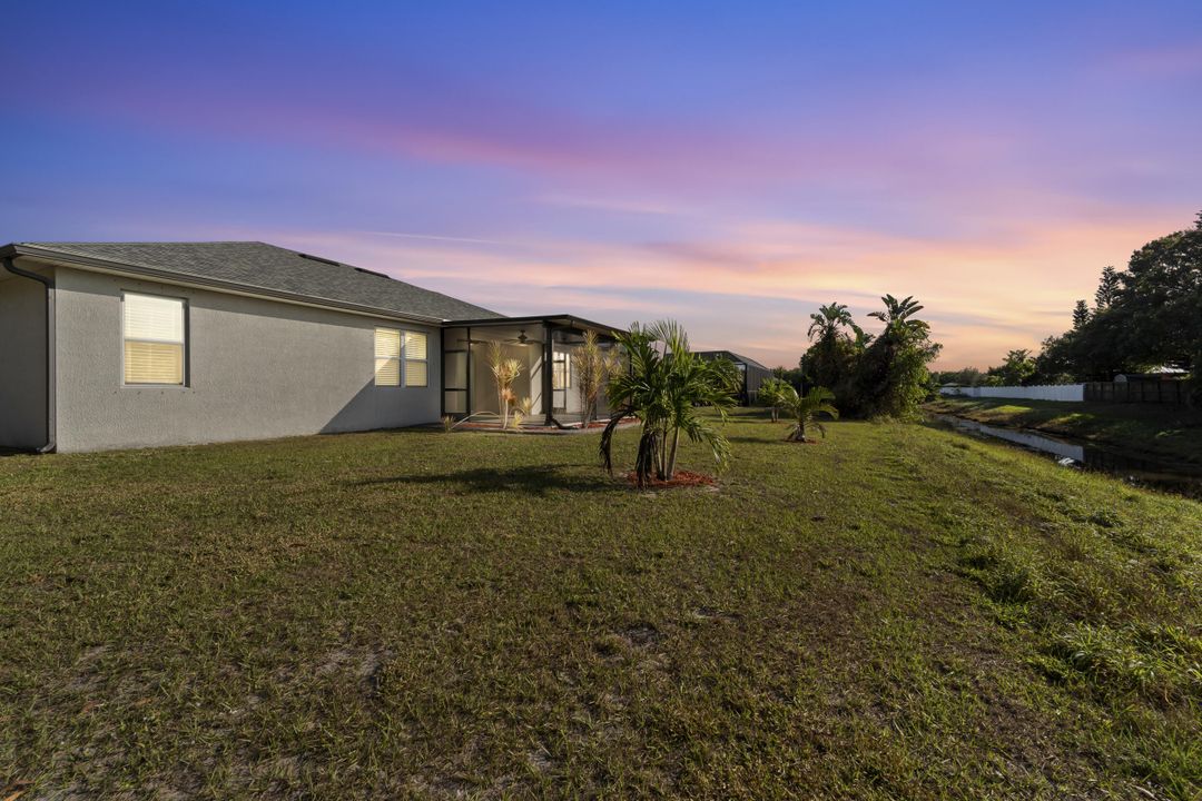 En Venta: $499,900 (3 camas, 2 baños, 2039 Pies cuadrados)