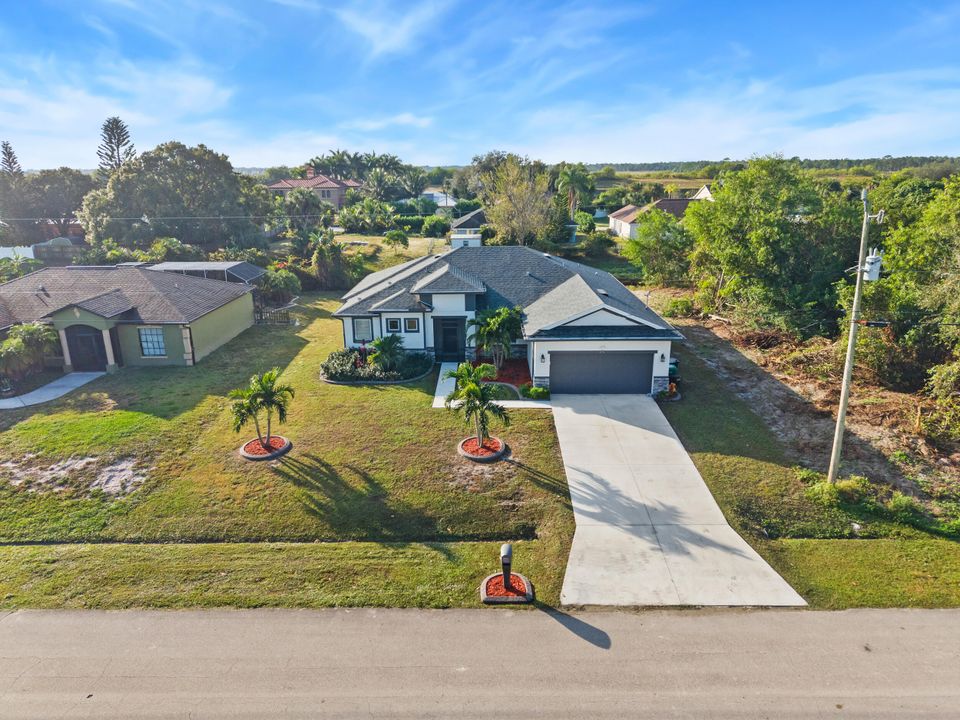 En Venta: $499,900 (3 camas, 2 baños, 2039 Pies cuadrados)