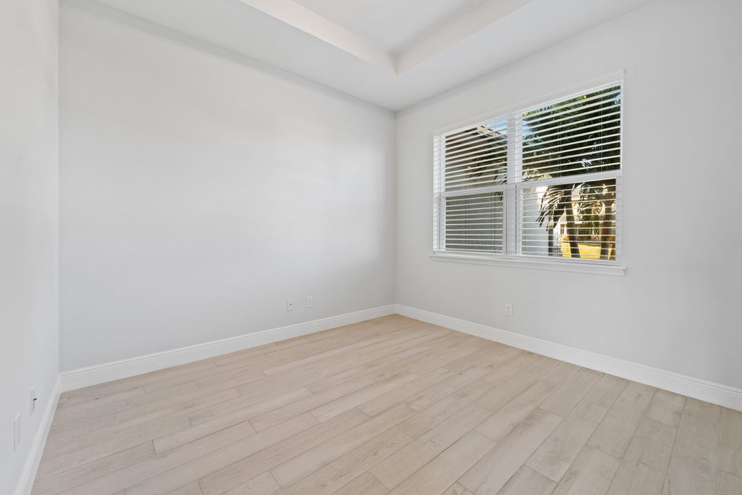 En Venta: $499,900 (3 camas, 2 baños, 2039 Pies cuadrados)