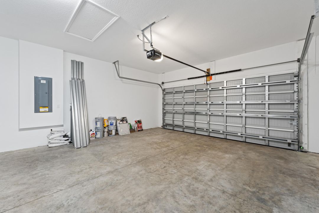 En Venta: $499,900 (3 camas, 2 baños, 2039 Pies cuadrados)