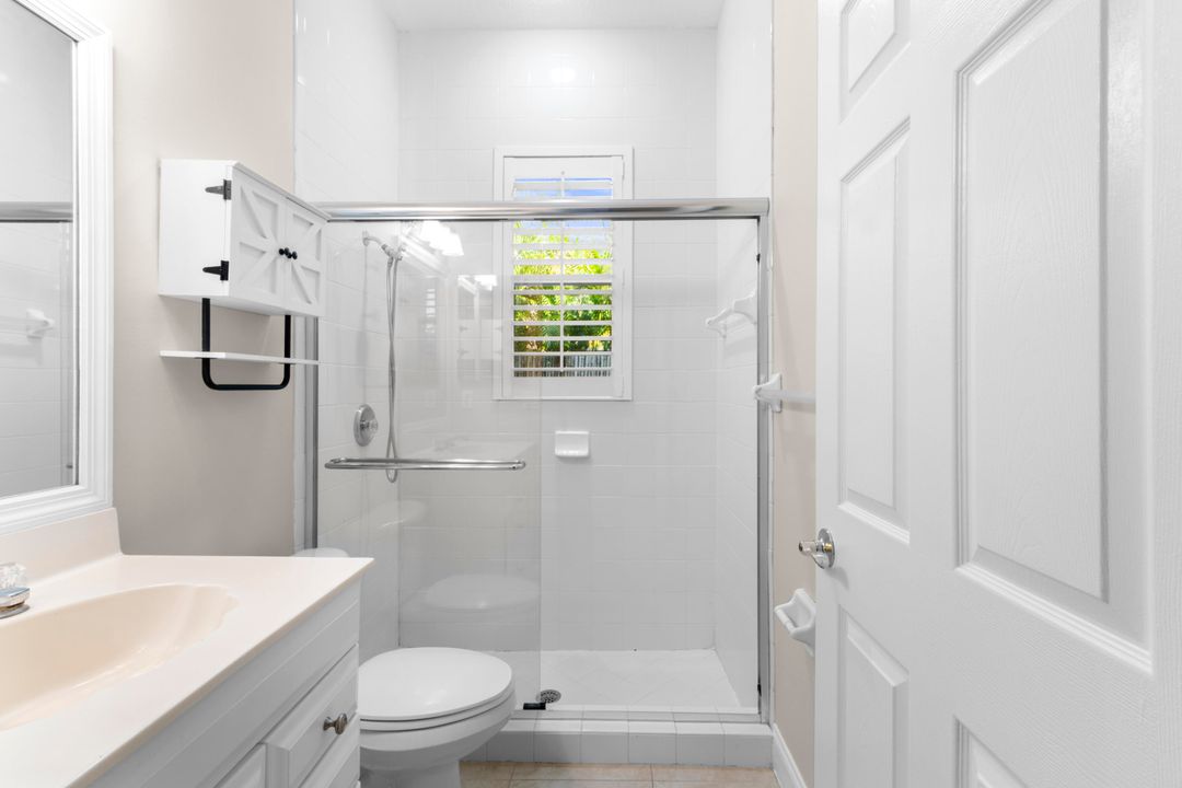 For Rent: $4,600 (5 beds, 3 baths, 2752 Square Feet)