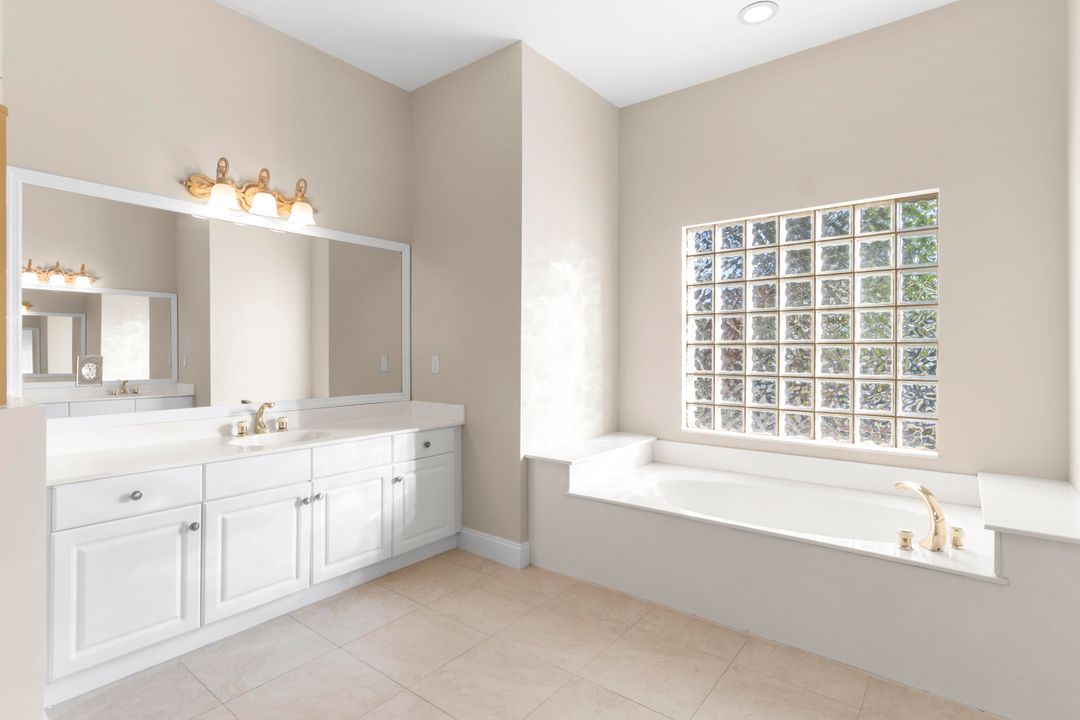 For Rent: $4,600 (5 beds, 3 baths, 2752 Square Feet)