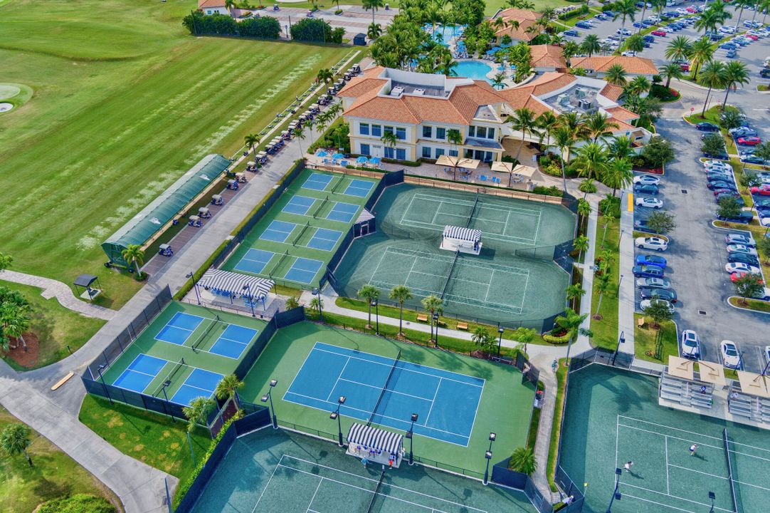 待售: $569,000 (3 贝兹, 2 浴室, 2118 平方英尺)