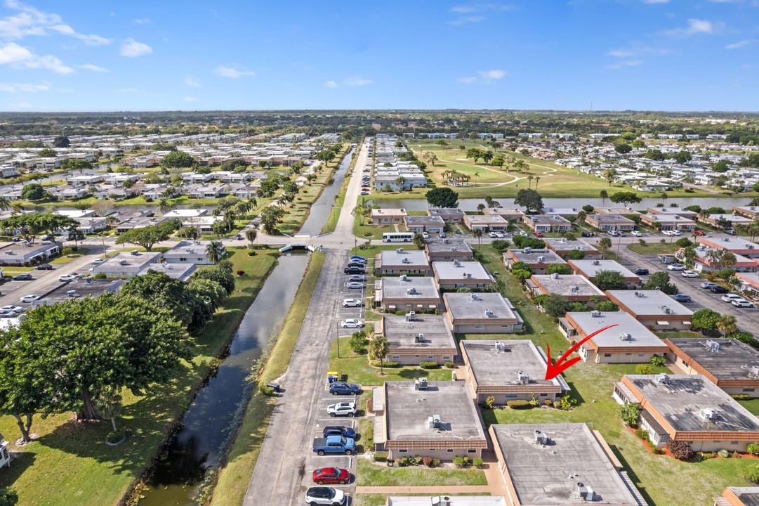 For Sale: $90,000 (1 beds, 1 baths, 720 Square Feet)