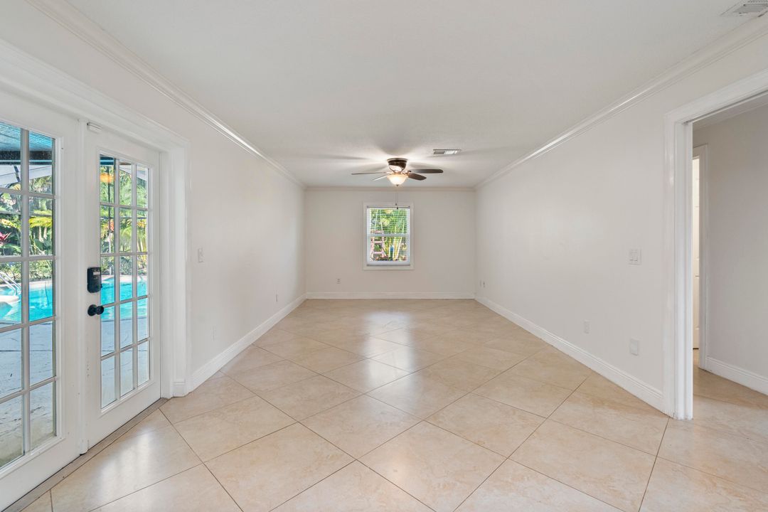 For Sale: $389,000 (3 beds, 2 baths, 1618 Square Feet)