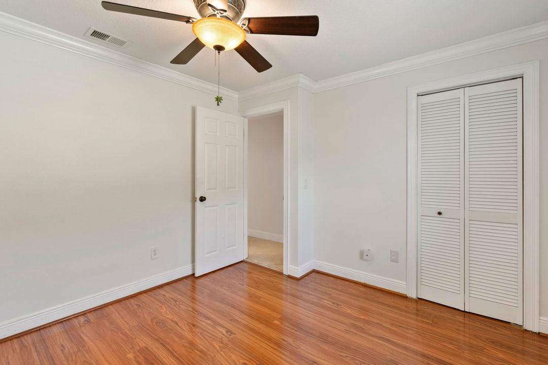 For Sale: $389,000 (3 beds, 2 baths, 1618 Square Feet)