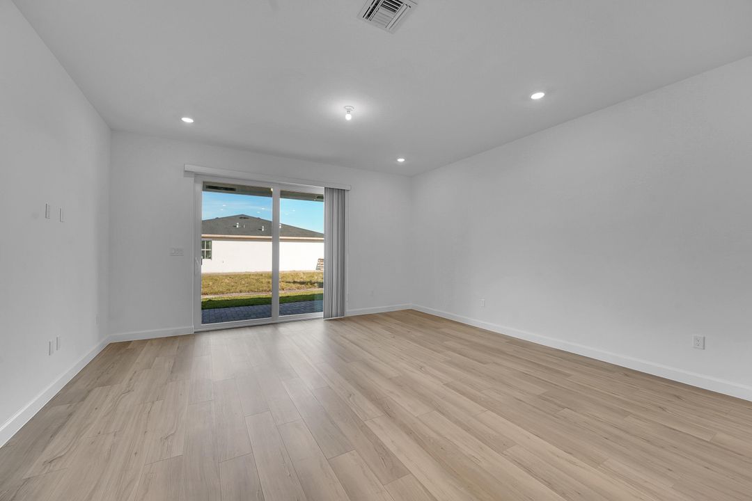 В аренду: $2,200 (3 спален, 2 ванн, 1436 Квадратных фут)