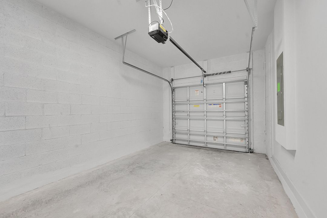 В аренду: $2,200 (3 спален, 2 ванн, 1436 Квадратных фут)