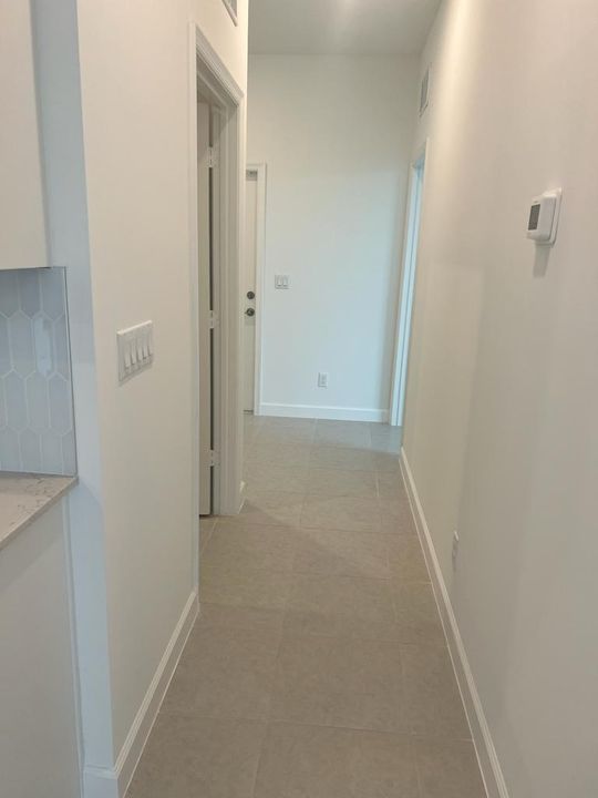 В аренду: $3,300 (3 спален, 2 ванн, 1952 Квадратных фут)