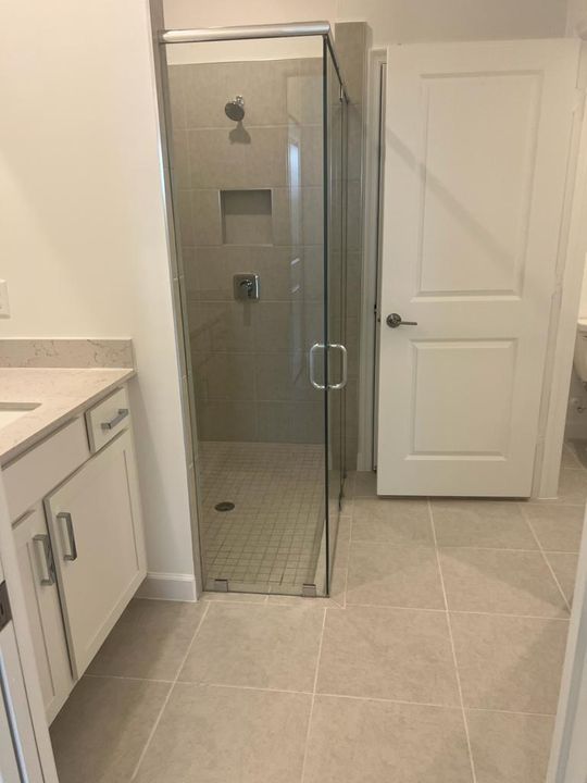 В аренду: $3,300 (3 спален, 2 ванн, 1952 Квадратных фут)