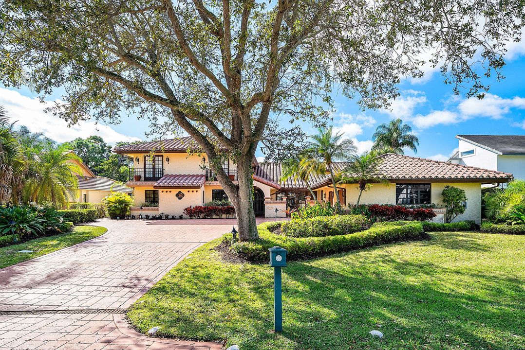 En Venta: $1,450,000 (5 camas, 5 baños, 4919 Pies cuadrados)