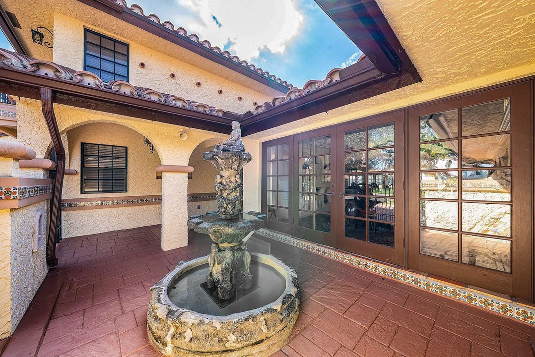 En Venta: $1,450,000 (5 camas, 5 baños, 4919 Pies cuadrados)