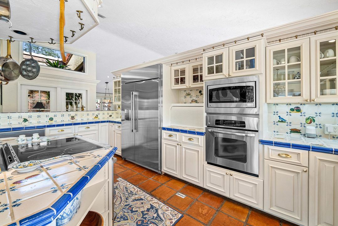 En Venta: $1,450,000 (5 camas, 5 baños, 4919 Pies cuadrados)