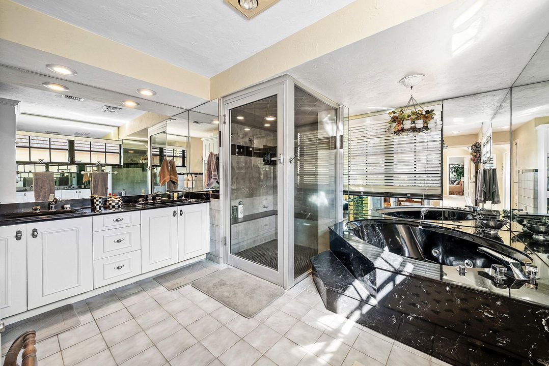 En Venta: $1,450,000 (5 camas, 5 baños, 4919 Pies cuadrados)