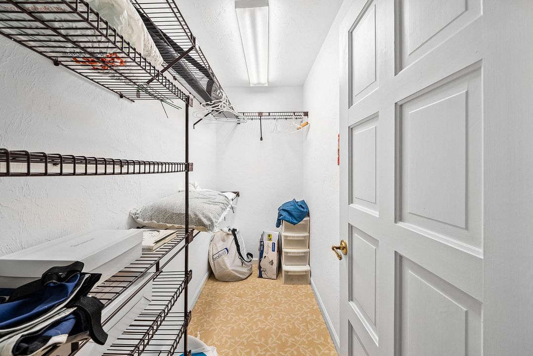 En Venta: $1,450,000 (5 camas, 5 baños, 4919 Pies cuadrados)