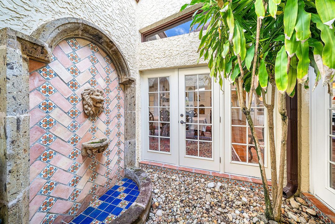 En Venta: $1,450,000 (5 camas, 5 baños, 4919 Pies cuadrados)