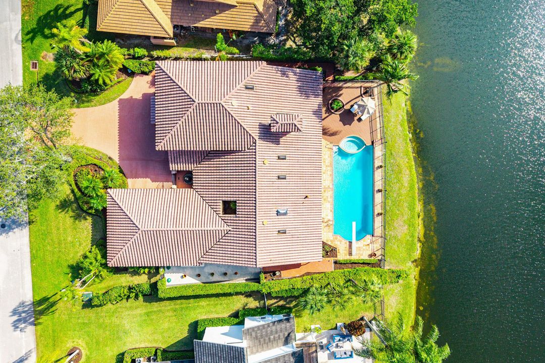 En Venta: $1,450,000 (5 camas, 5 baños, 4919 Pies cuadrados)