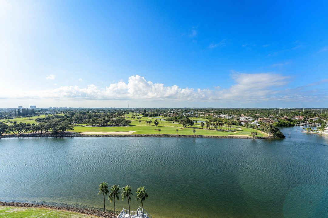 На продажу: $519,000 (2 спален, 2 ванн, 1368 Квадратных фут)