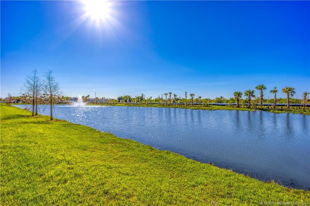 For Rent: $2,295 (3 beds, 2 baths, 1485 Square Feet)