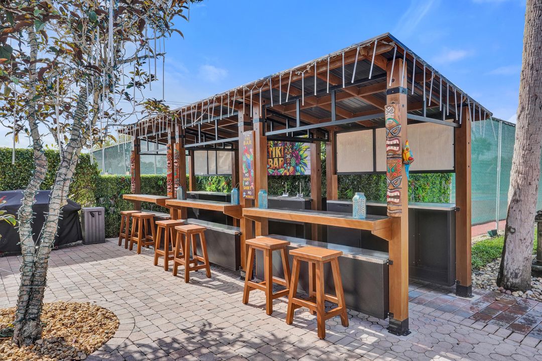 En Venta: $175,000 (2 camas, 2 baños, 1096 Pies cuadrados)