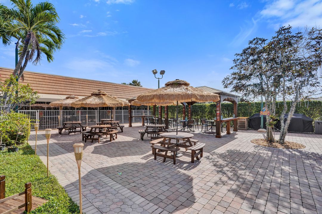 En Venta: $175,000 (2 camas, 2 baños, 1096 Pies cuadrados)