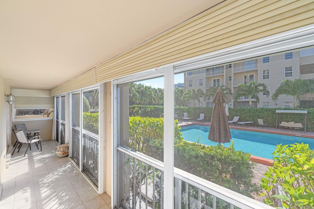 待售: $499,500 (2 贝兹, 2 浴室, 1093 平方英尺)