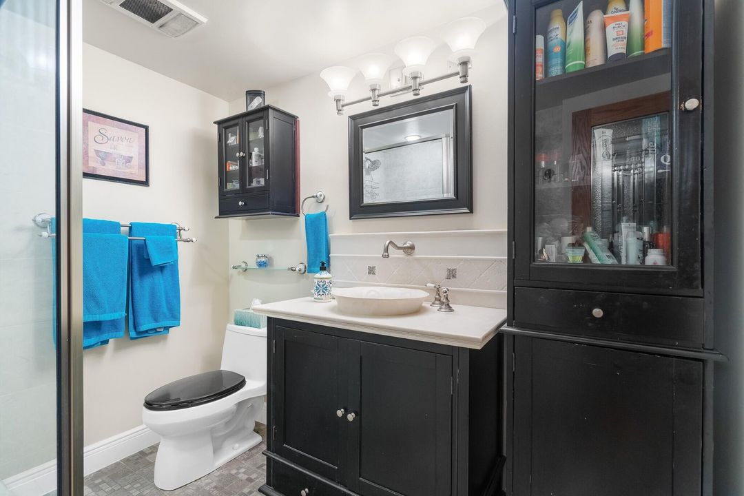 待售: $499,500 (2 贝兹, 2 浴室, 1093 平方英尺)