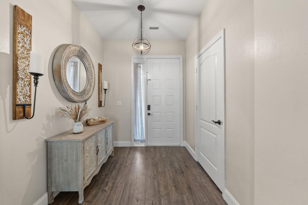 В аренду: $4,500 (3 спален, 2 ванн, 1579 Квадратных фут)