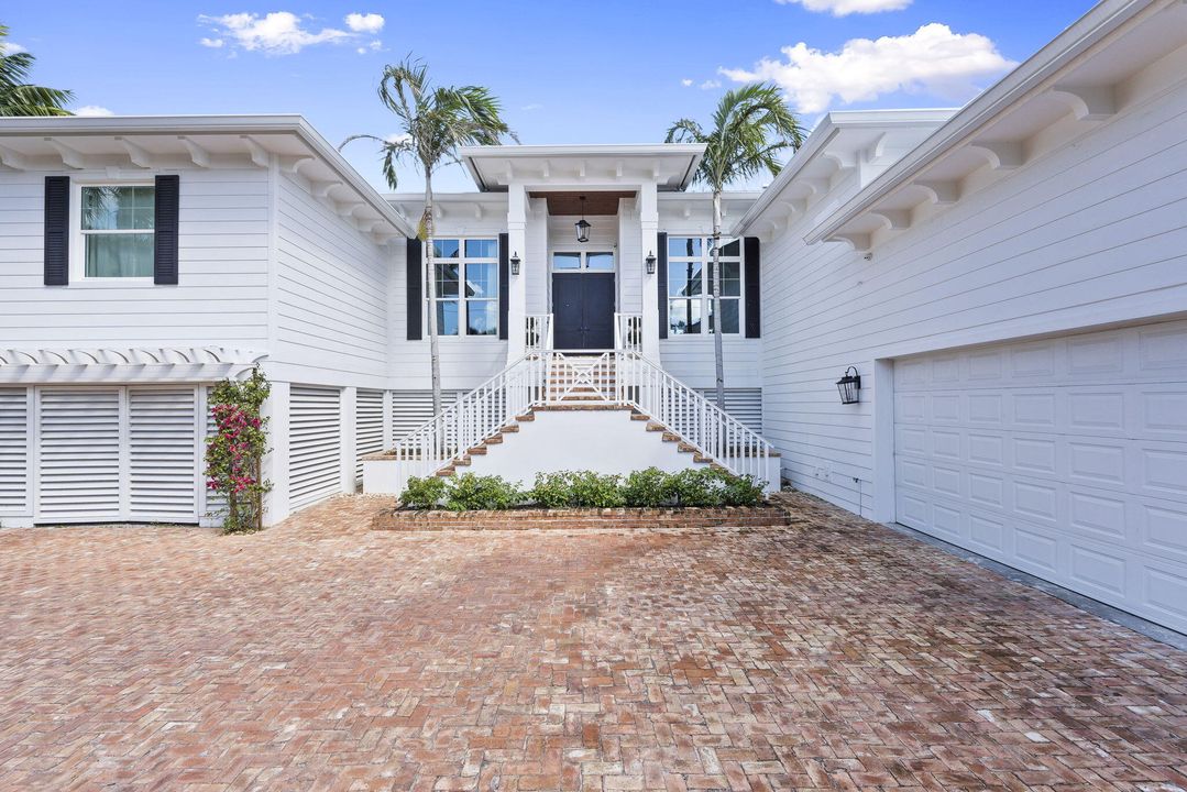 For Sale: $5,888,000 (4 beds, 4 baths, 4085 Square Feet)