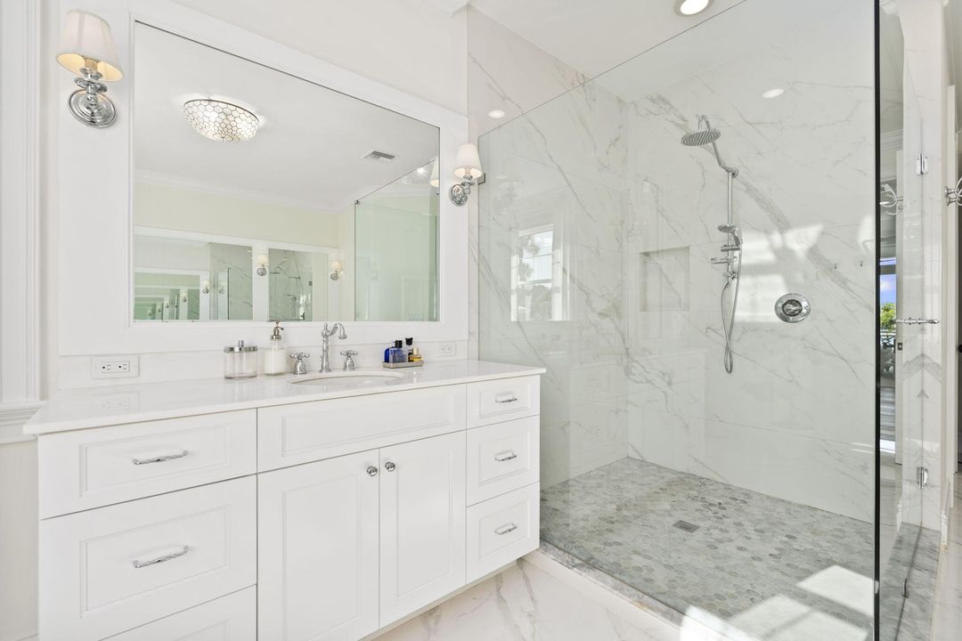 For Sale: $5,888,000 (4 beds, 4 baths, 4085 Square Feet)