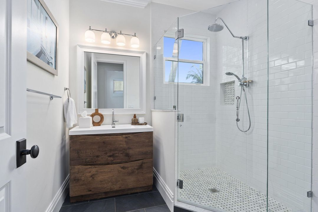 For Sale: $5,888,000 (4 beds, 4 baths, 4085 Square Feet)