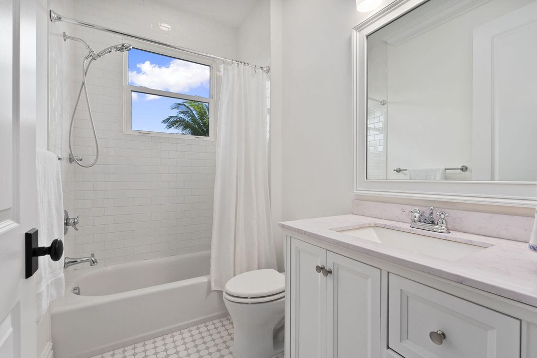 For Sale: $5,888,000 (4 beds, 4 baths, 4085 Square Feet)