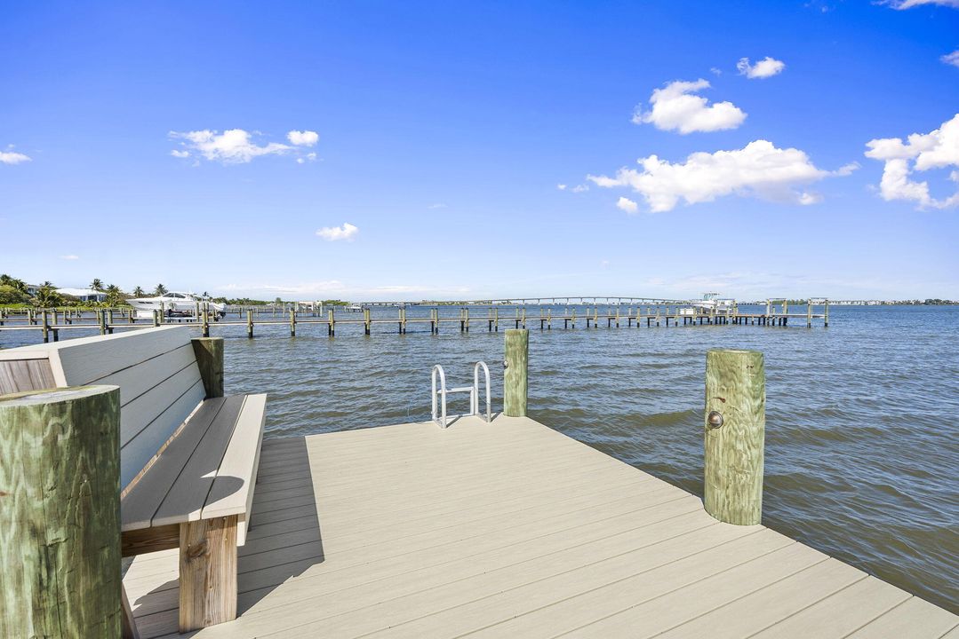 For Sale: $5,888,000 (4 beds, 4 baths, 4085 Square Feet)