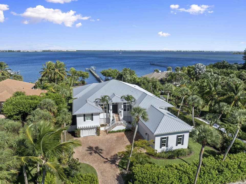 For Sale: $5,888,000 (4 beds, 4 baths, 4085 Square Feet)