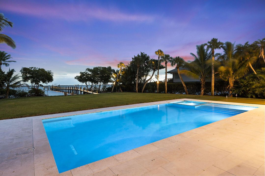 For Sale: $5,888,000 (4 beds, 4 baths, 4085 Square Feet)