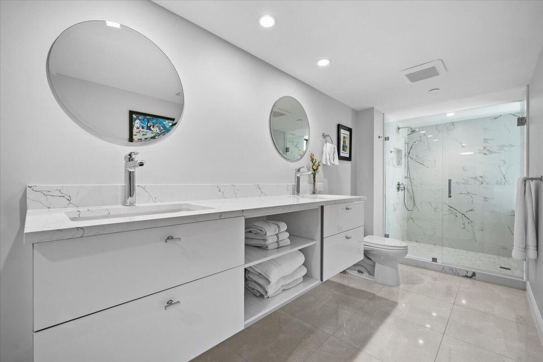 For Sale: $1,899,900 (2 beds, 3 baths, 2011 Square Feet)