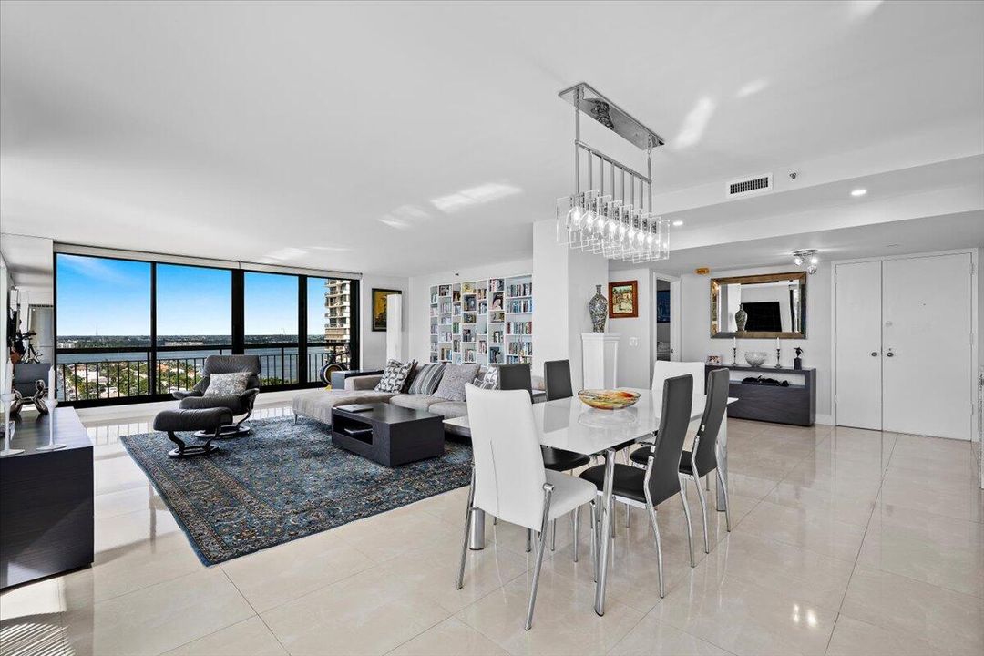 For Sale: $1,899,900 (2 beds, 3 baths, 2011 Square Feet)