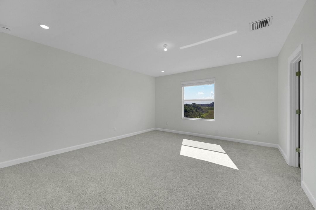 В аренду: $2,600 (4 спален, 2 ванн, 2583 Квадратных фут)