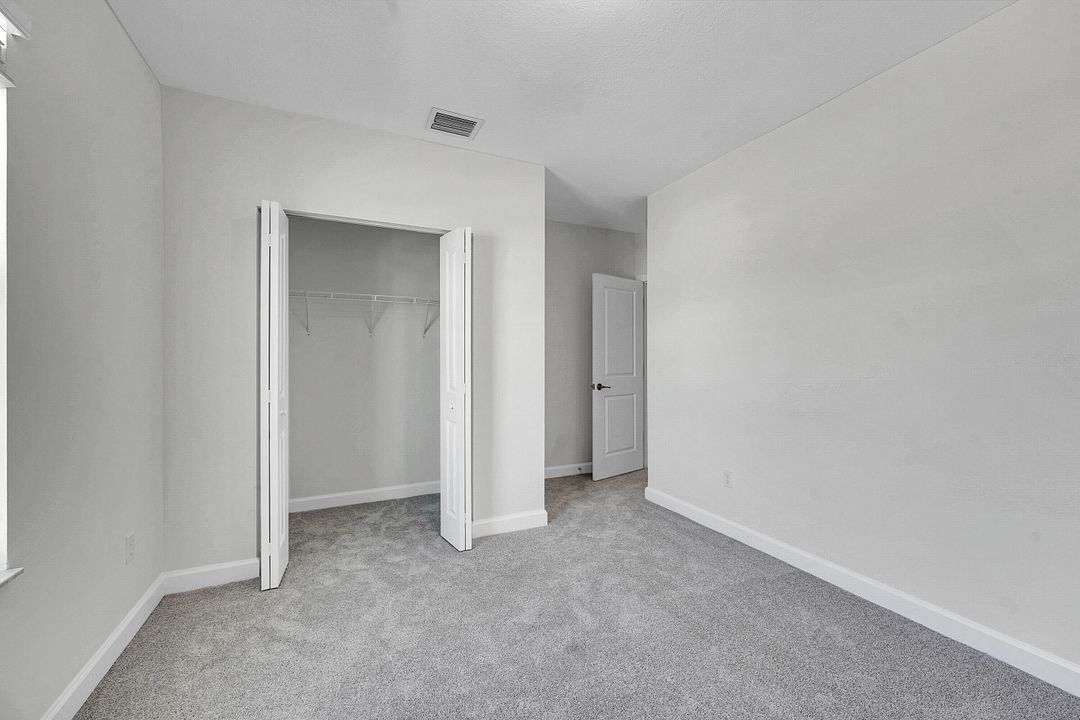 В аренду: $2,600 (4 спален, 2 ванн, 2583 Квадратных фут)