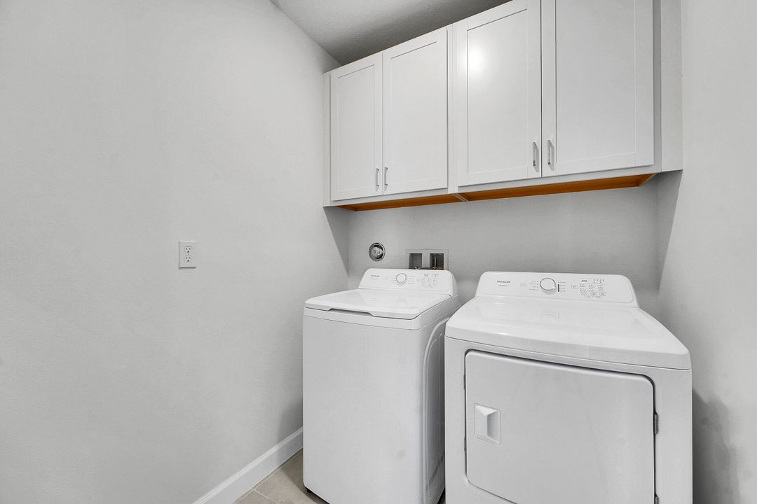 В аренду: $2,600 (4 спален, 2 ванн, 2583 Квадратных фут)