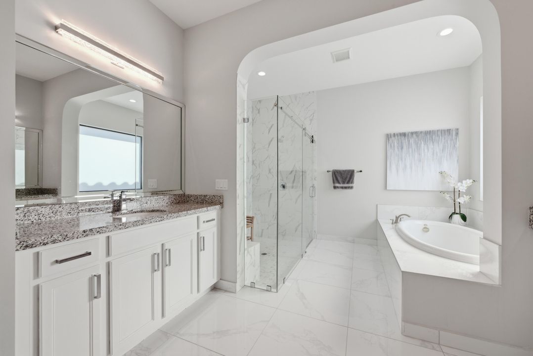 待售: $899,900 (2 贝兹, 2 浴室, 2100 平方英尺)