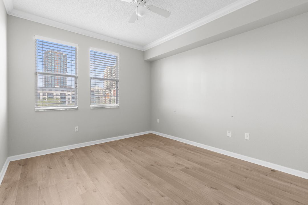 For Sale: $262,500 (1 beds, 1 baths, 760 Square Feet)