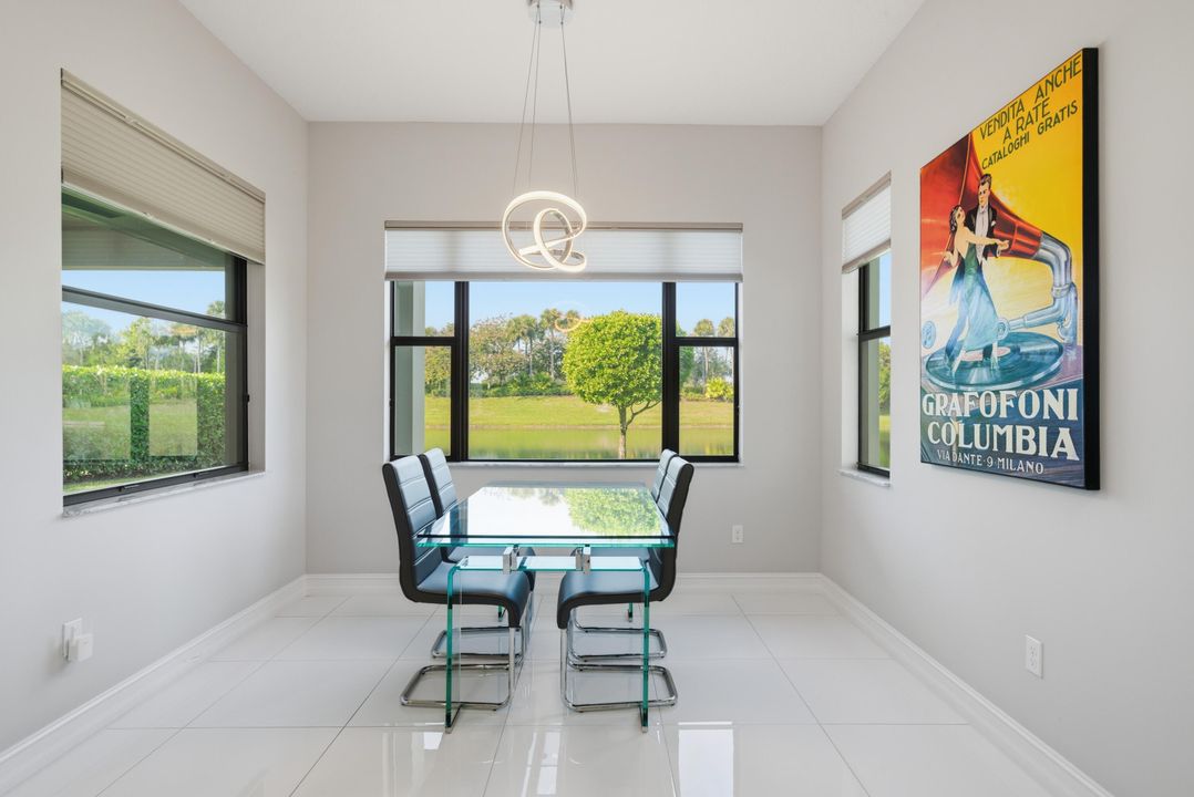 待售: $899,900 (2 贝兹, 2 浴室, 2100 平方英尺)